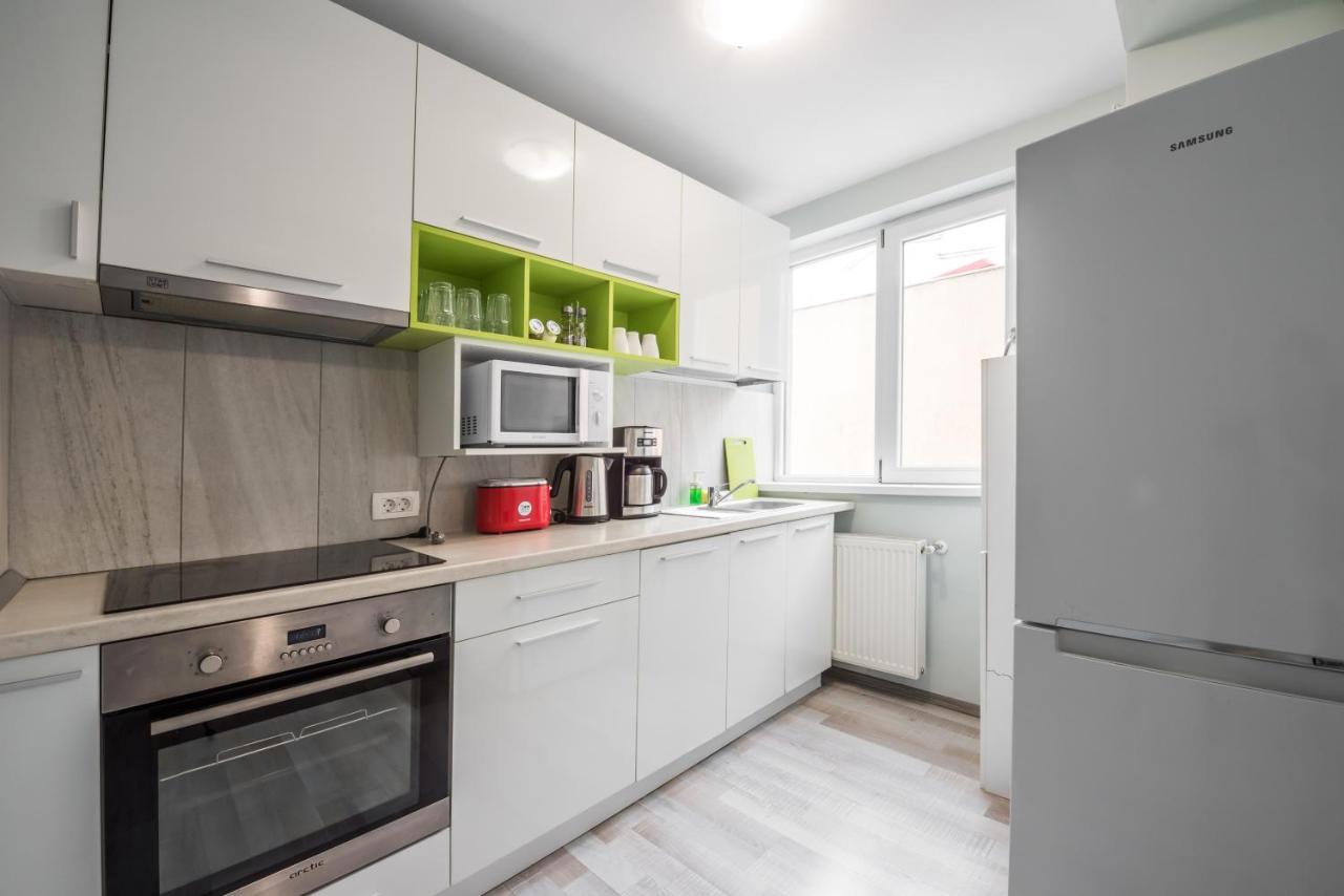 Ben Yehuda - Shabbat Friendly Apartments Bucarest Exterior foto