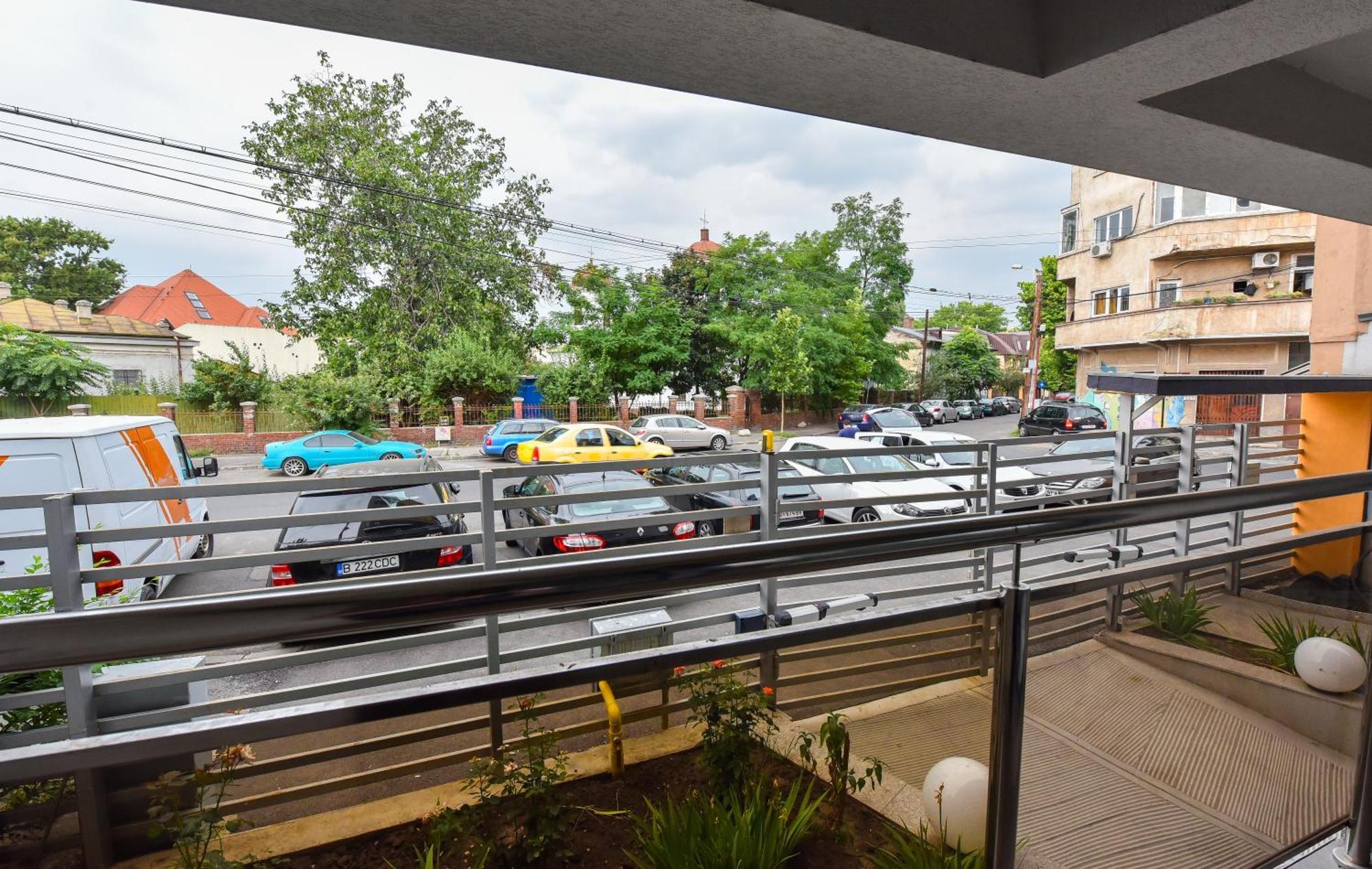 Ben Yehuda - Shabbat Friendly Apartments Bucarest Exterior foto