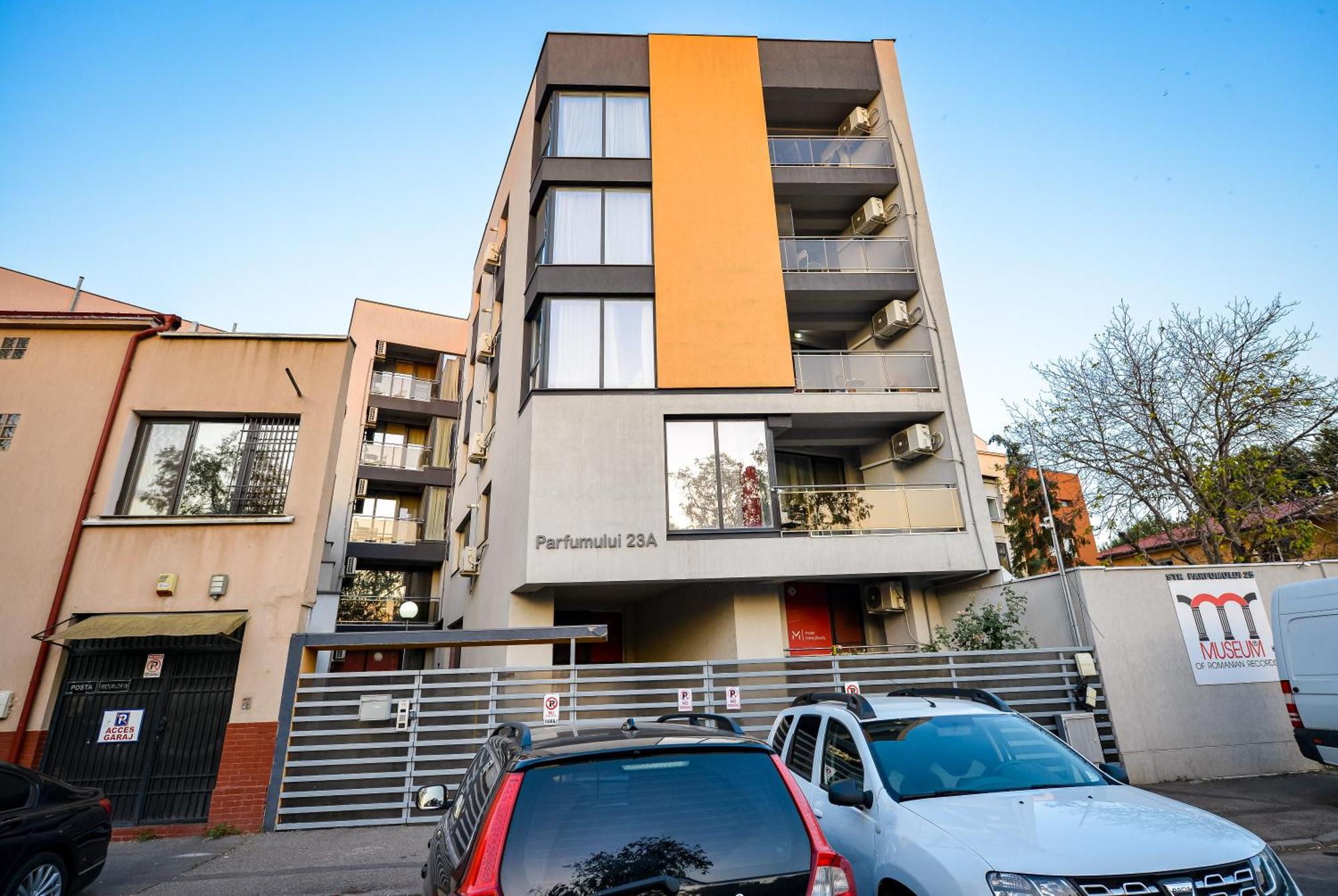 Ben Yehuda - Shabbat Friendly Apartments Bucarest Exterior foto