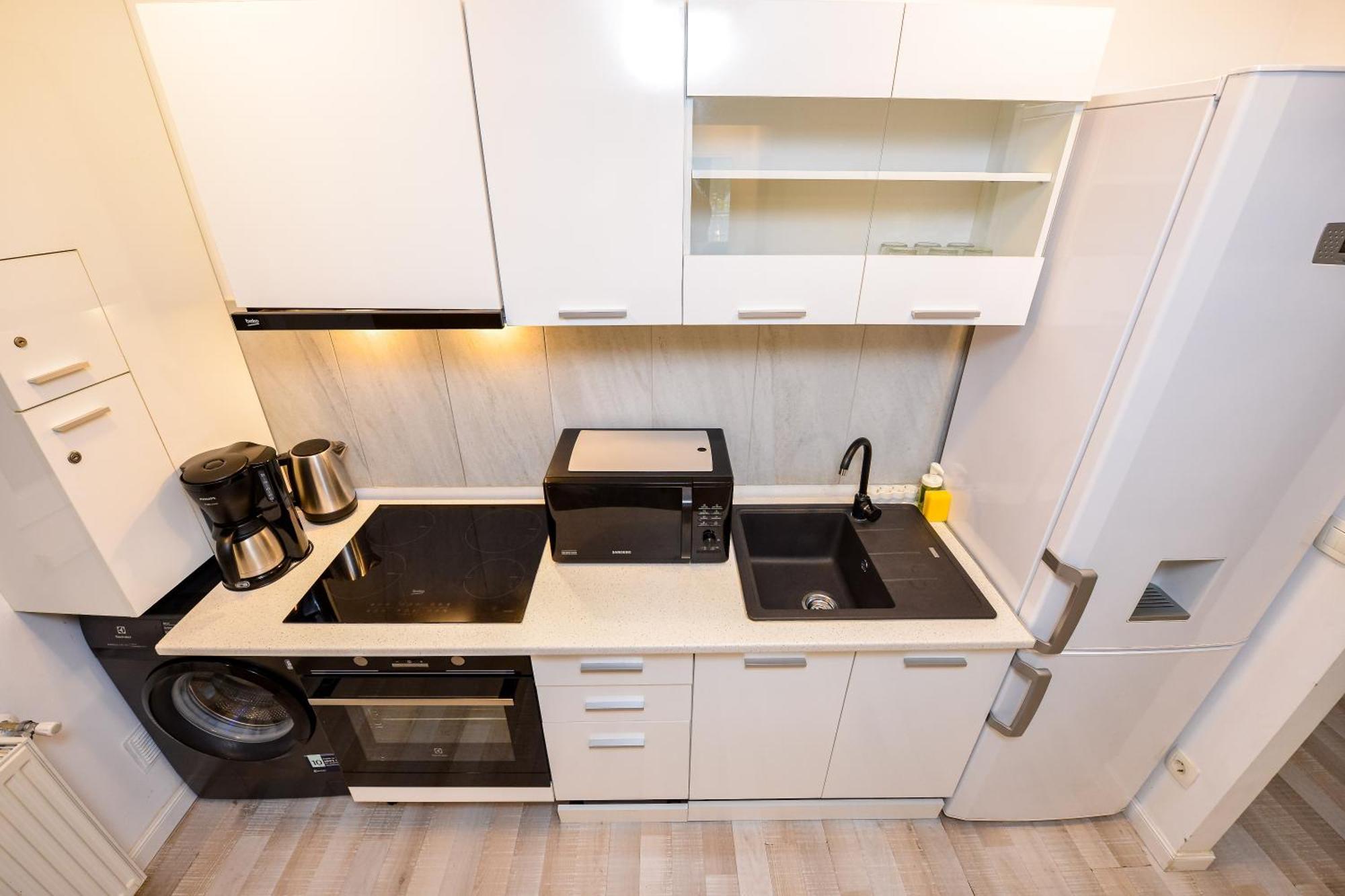 Ben Yehuda - Shabbat Friendly Apartments Bucarest Exterior foto