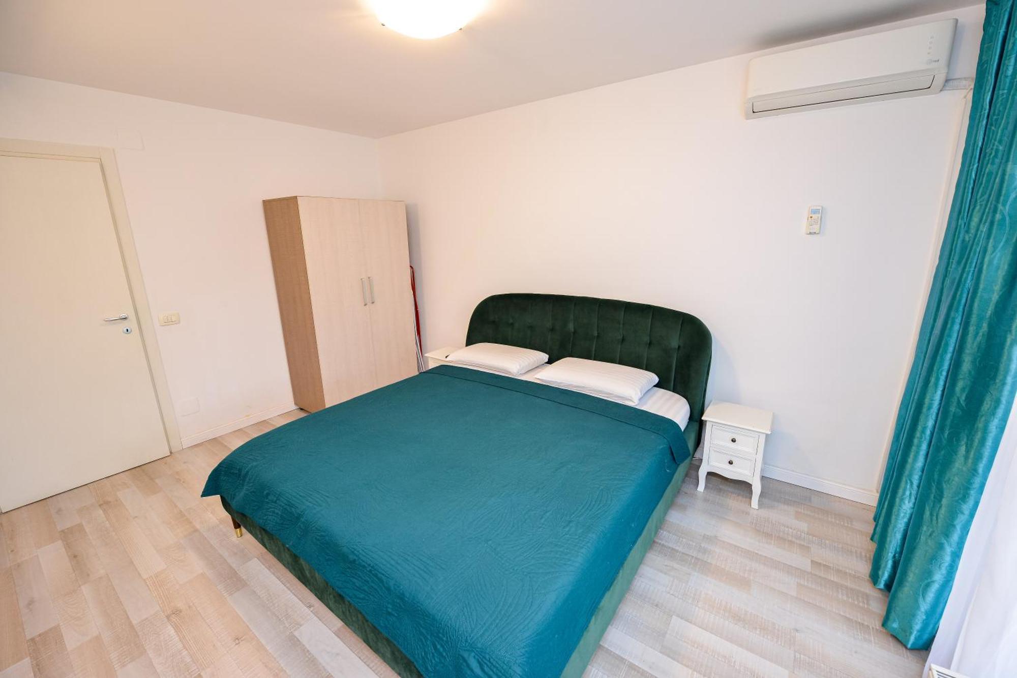 Ben Yehuda - Shabbat Friendly Apartments Bucarest Exterior foto