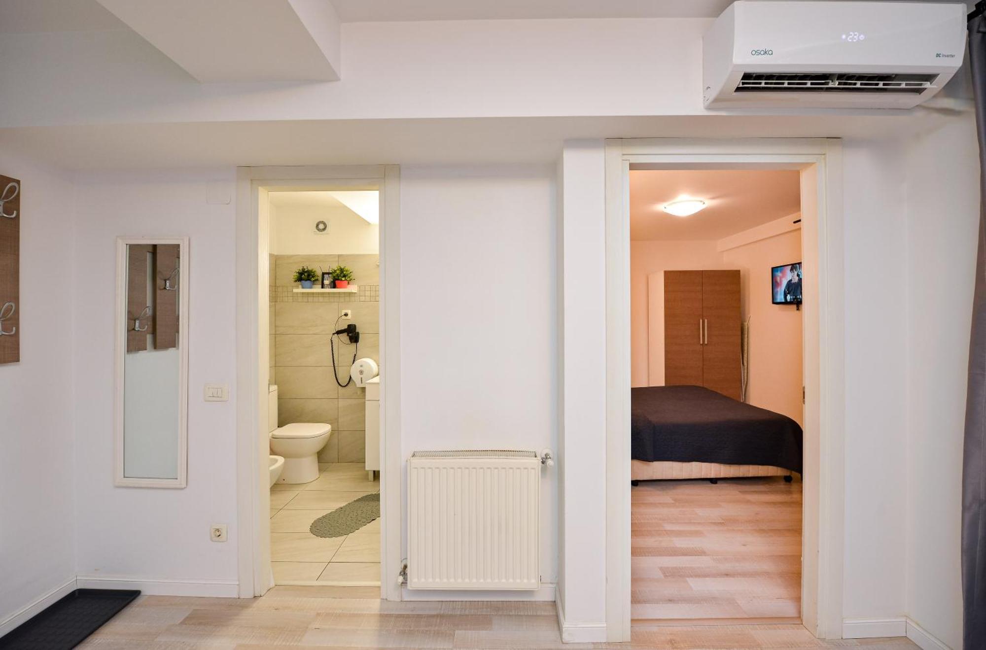 Ben Yehuda - Shabbat Friendly Apartments Bucarest Exterior foto